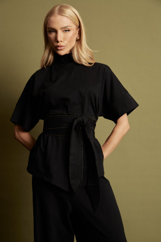 CONJUNTO BLUSA GOLA ALTA + CALÇA AMPLA KRONNE