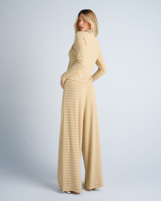 CONJUNTO BLUSA GOLA ALTA E CALÇA LISTRADO KRONNE