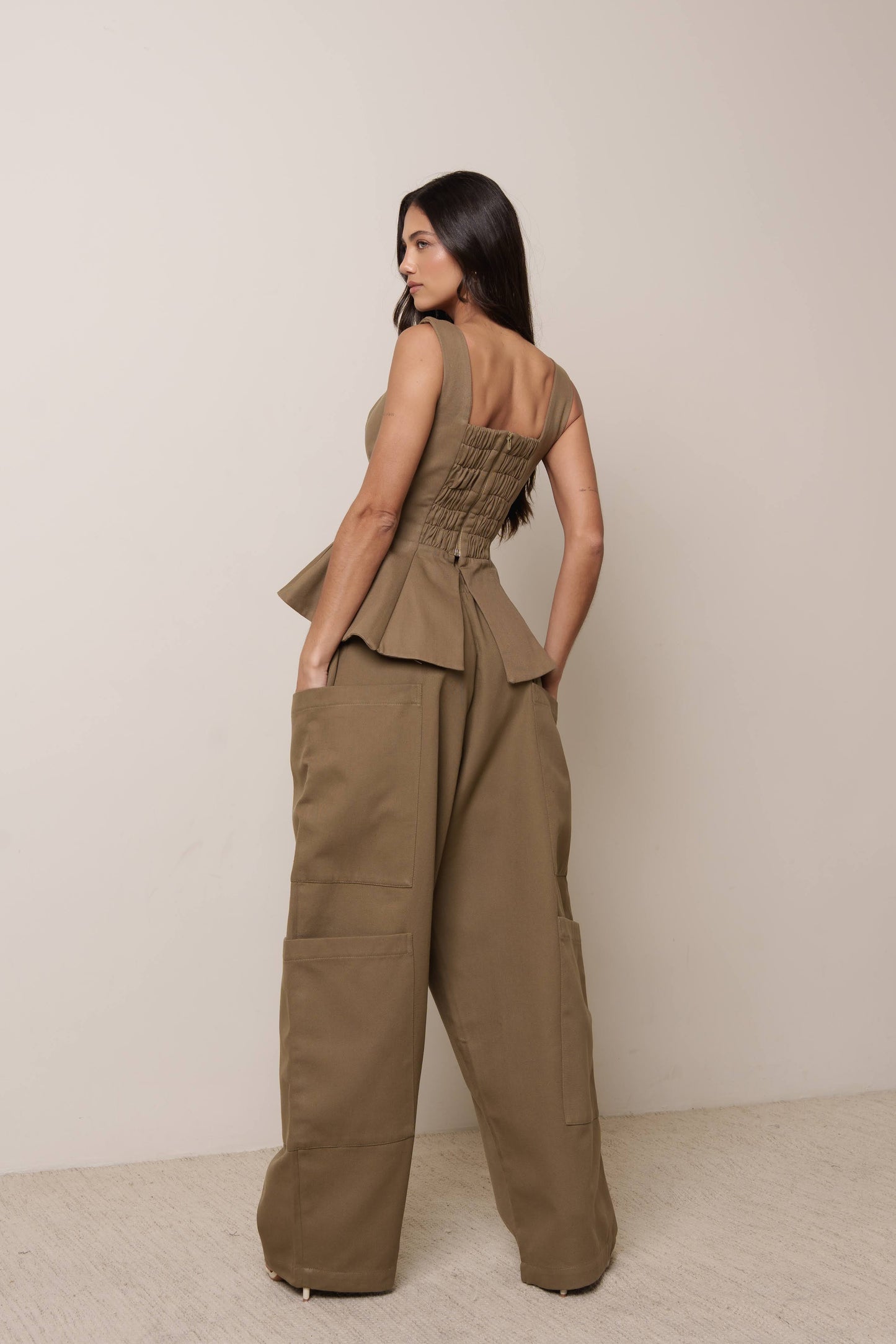 BLUSA PEPLUM DECOTE QUADRADO