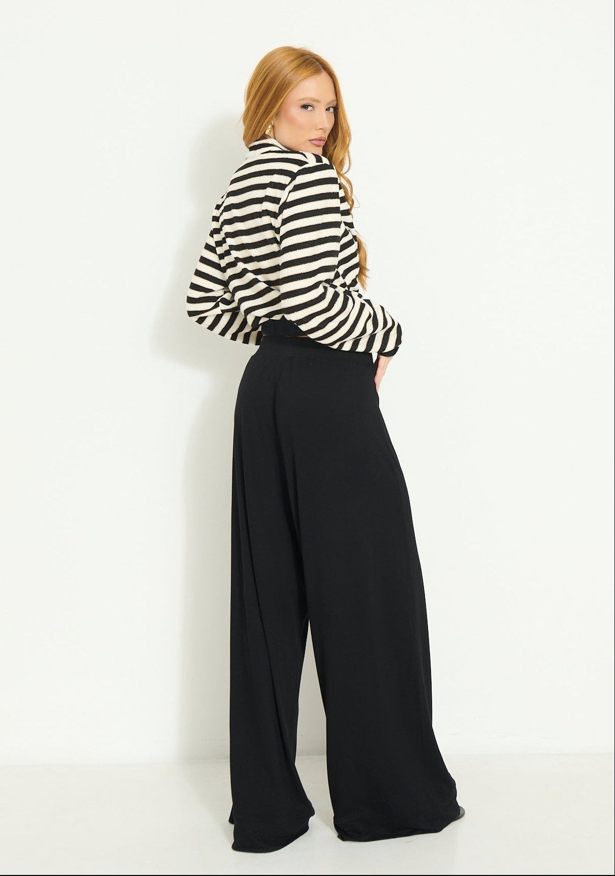 CONJUNTO CASACO LISTRADO E CALÇA CÓS ELASTICO