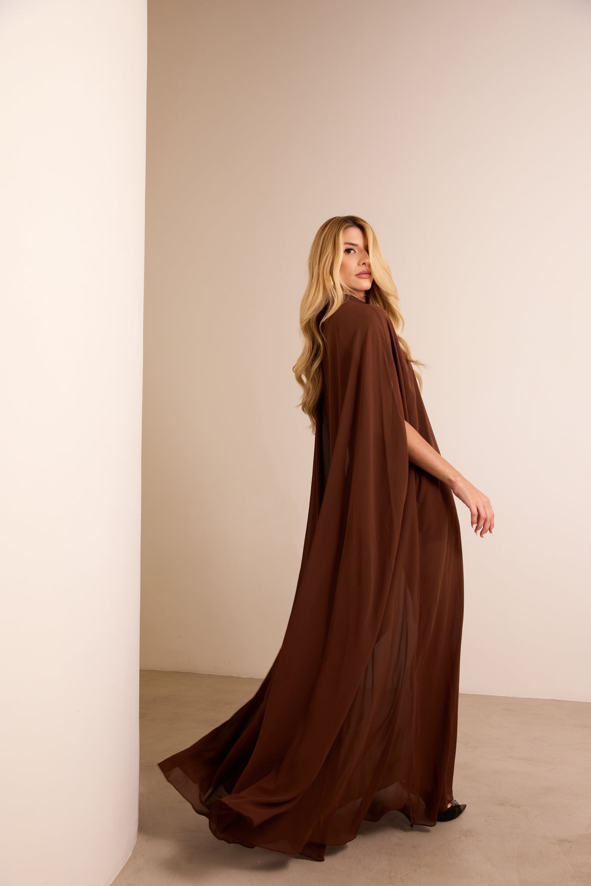 VESTIDO FLUIDO LONGO AMPLO KRONNE