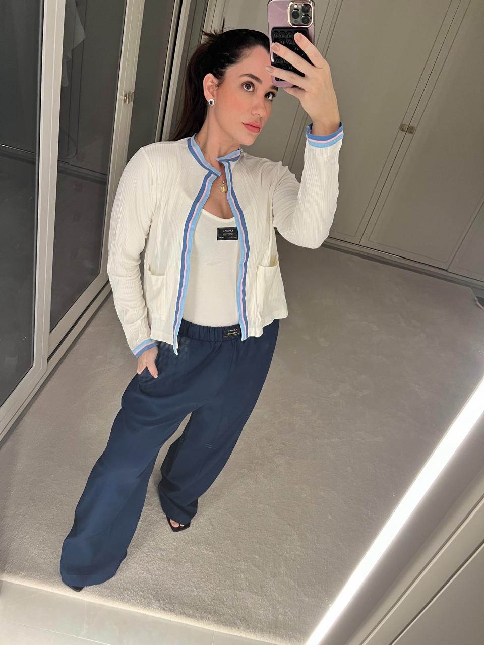 CARDIGAN COM DETALHES COLORIDOS KRONNE