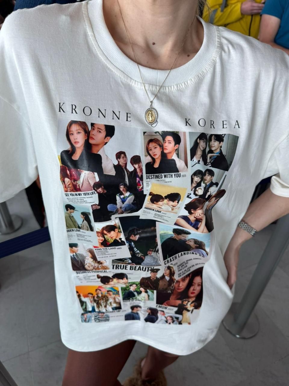 T-SHIRT KRONNE KOREA