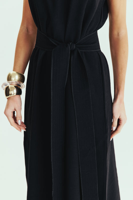 VESTIDO RETO COM FAIXA KRONNE