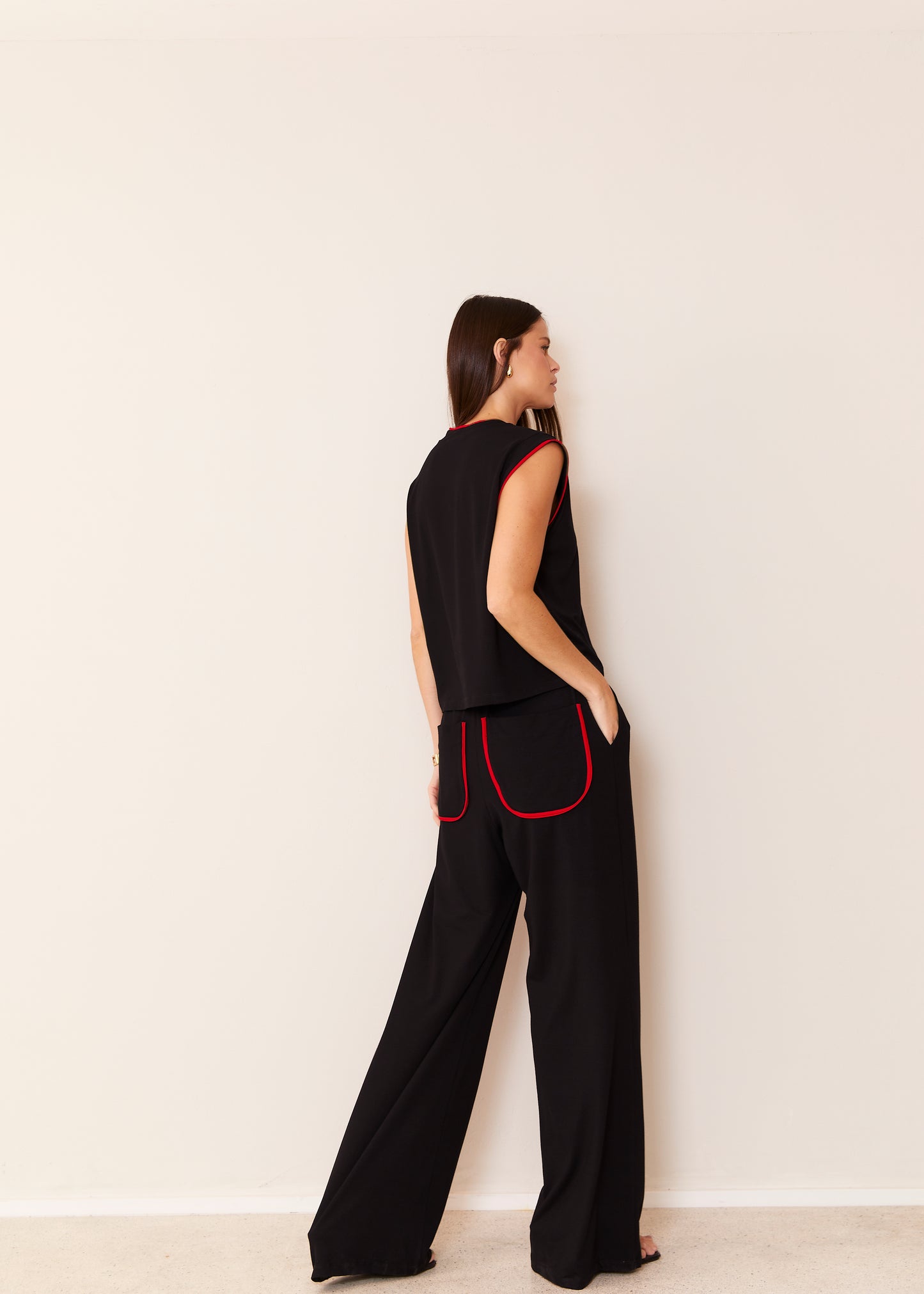 CONJUNTO BLUSA E CALÇA C/  VIÉS KRONNE