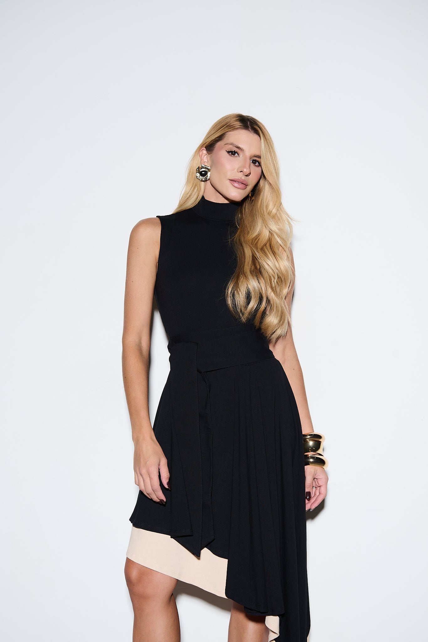 VESTIDO ASSIMÉTRICO KRONNE