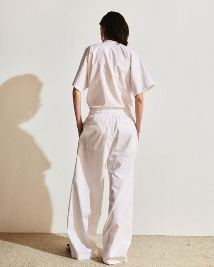 CONJUNTO BLUSA COM BOLSOS E CALÇA LINHO KRONNE