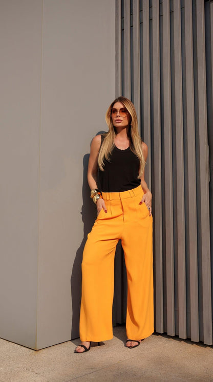 CALÇA COM PREGAS ALFAIATARIA KRONNE