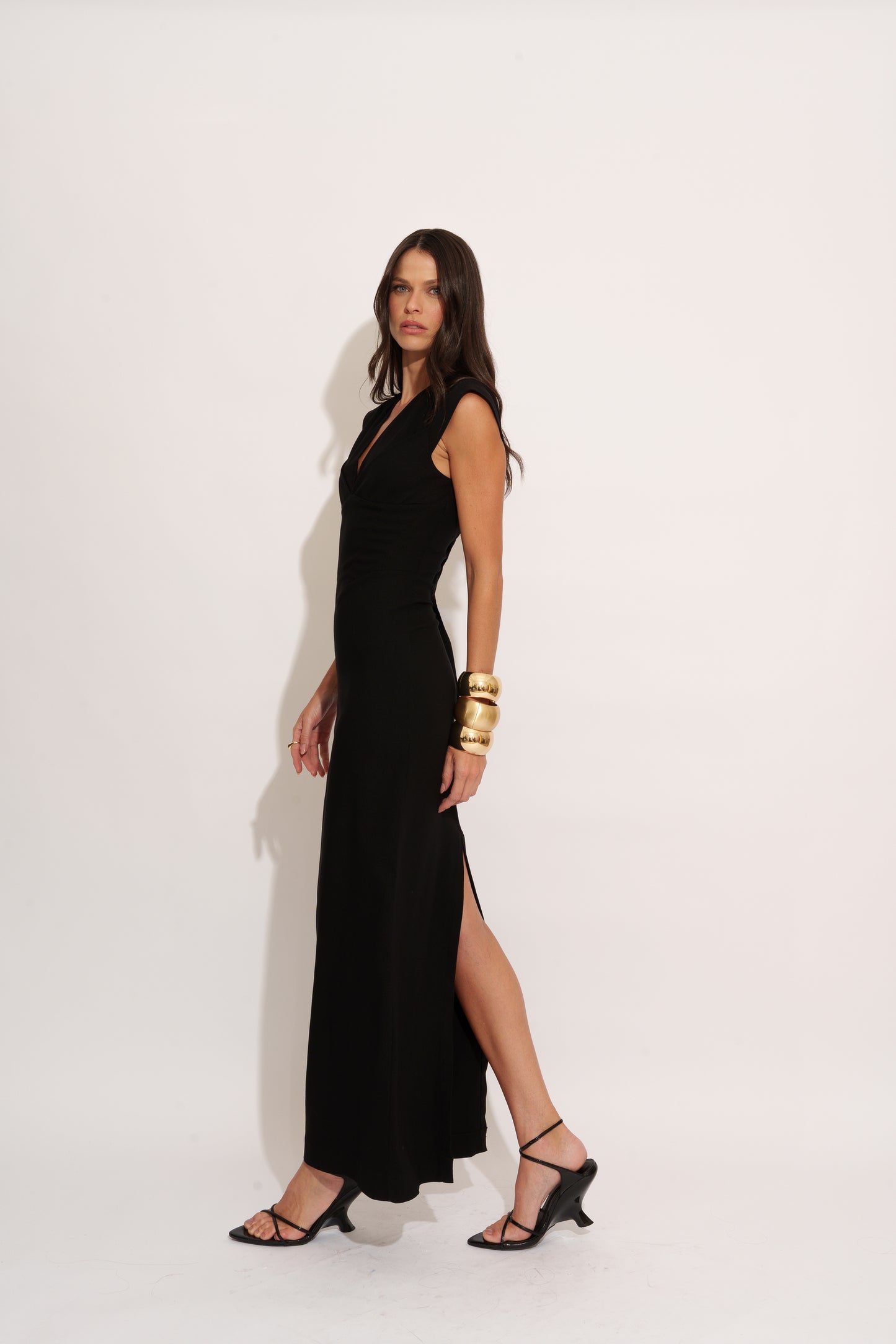 VESTIDO RECORTES CREPE KRONNE