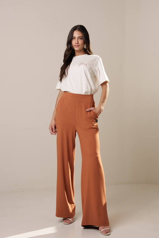 CONJUNTO BLUSA GOLA CARECA E CALÇA BOLSO FACA