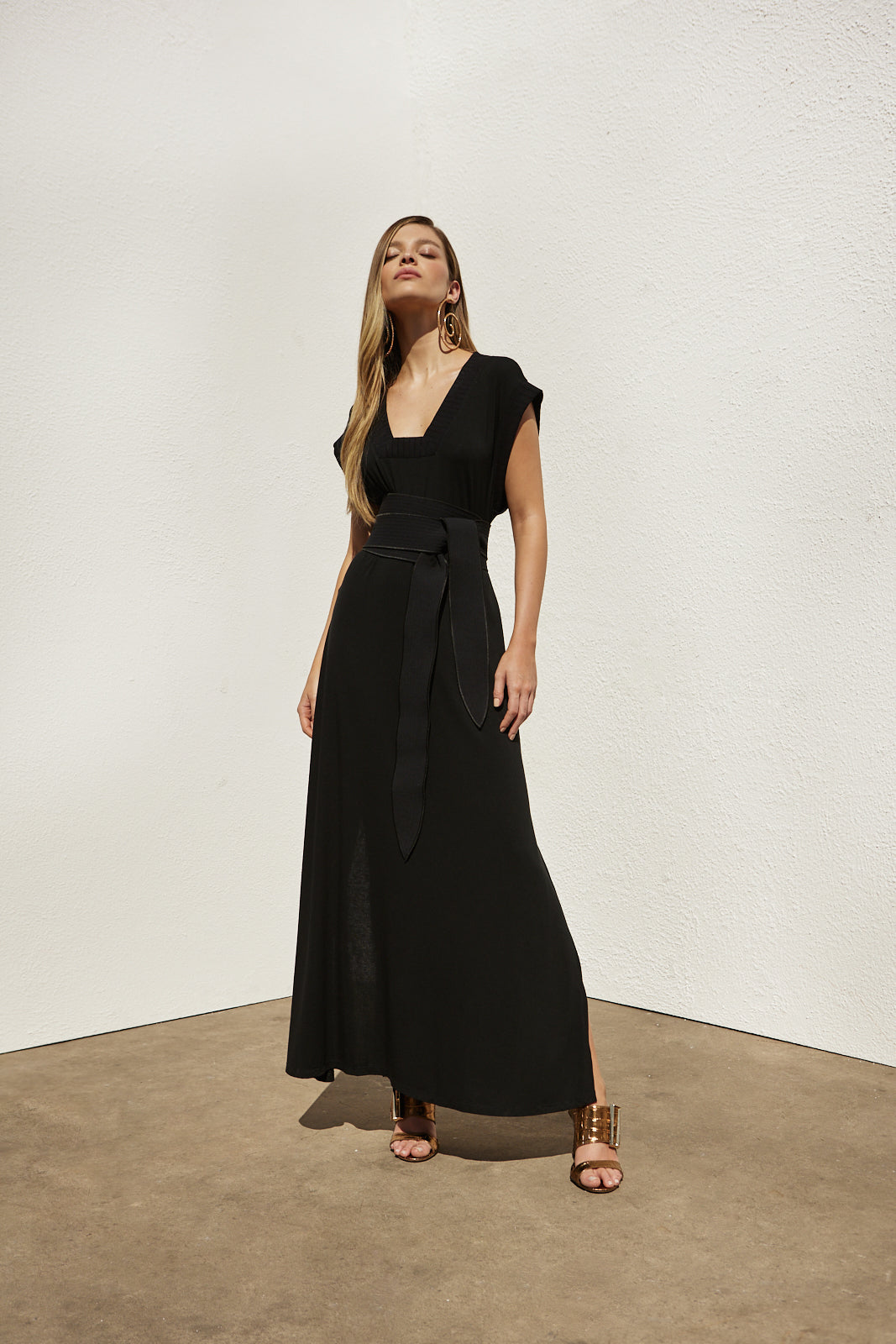 Vestido longo decote
