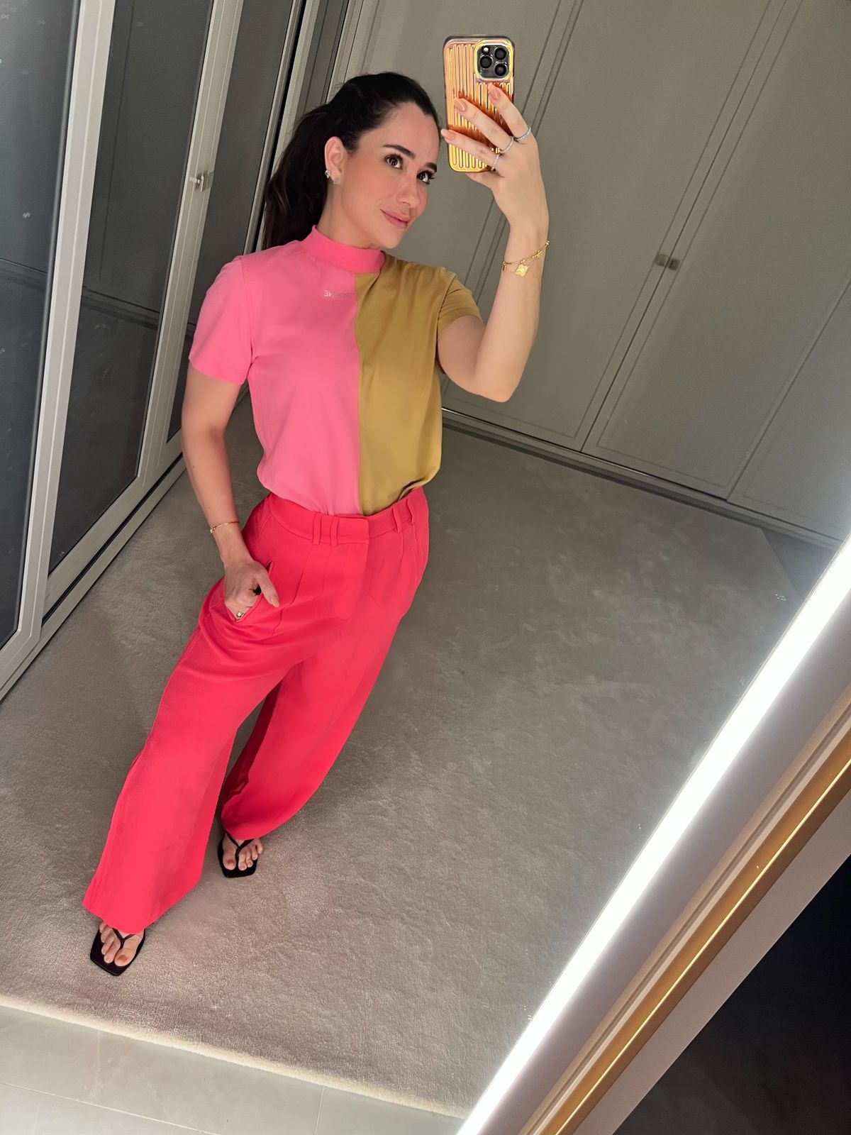 CALÇA COM PREGAS ALFAIATARIA KRONNE